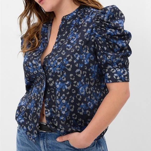 GAP Tops - GAP Cotton Puff Sleeve Button Front Blouse Blue & Silver Size Medium